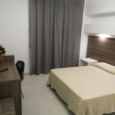 Hotel Miramare Ciro Marina Ngoại thất bức ảnh