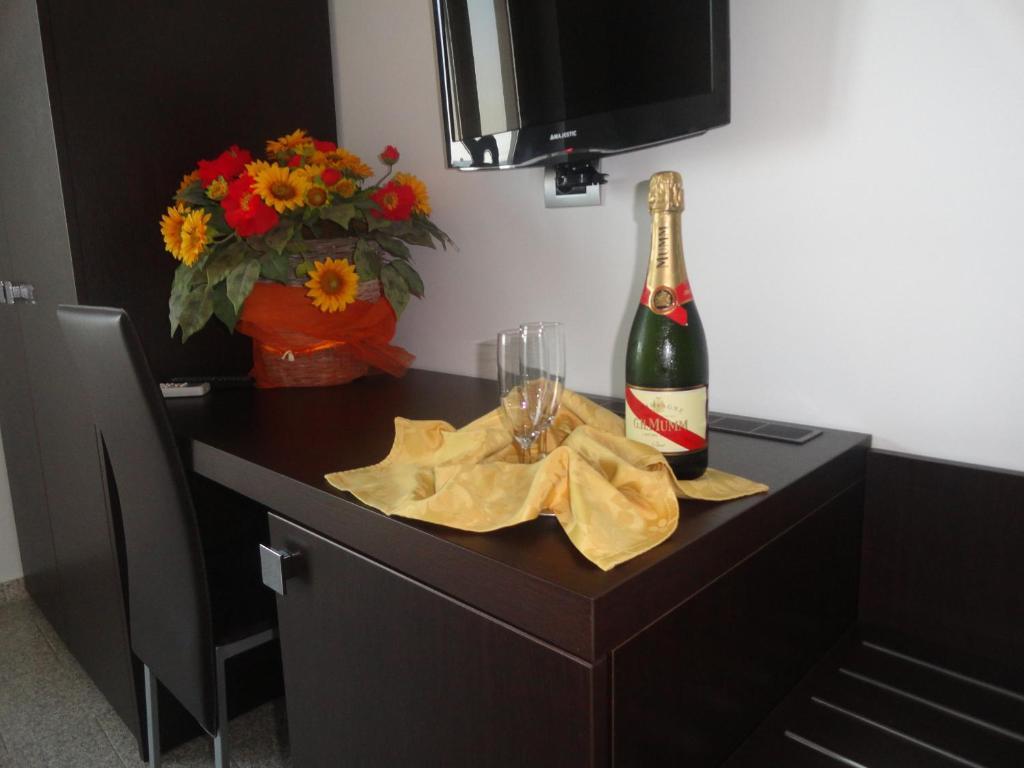 Hotel Miramare Ciro Marina Ngoại thất bức ảnh