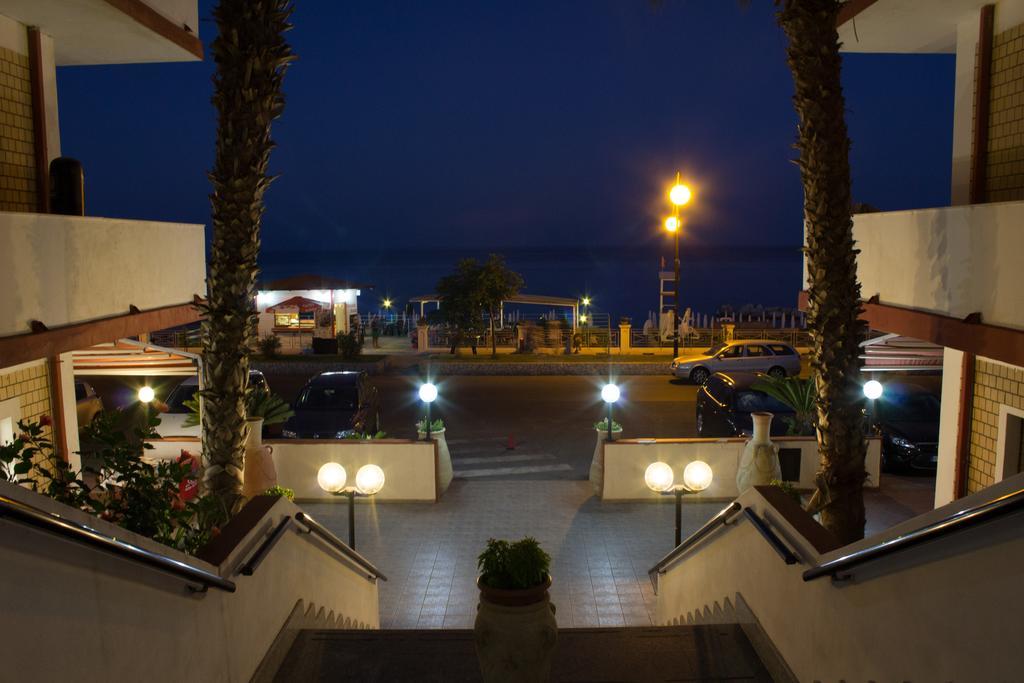 Hotel Miramare Ciro Marina Ngoại thất bức ảnh