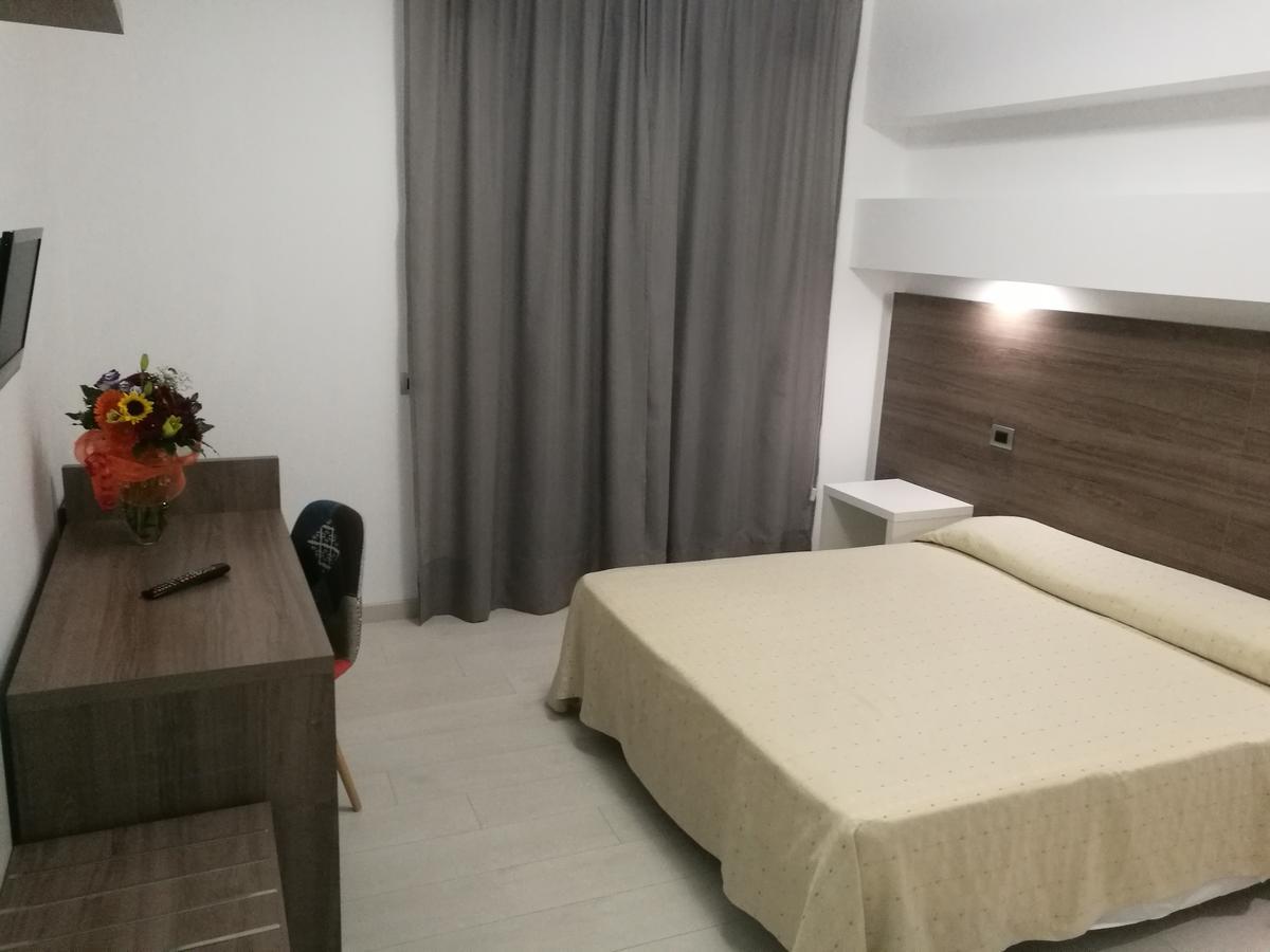 Hotel Miramare Ciro Marina Ngoại thất bức ảnh